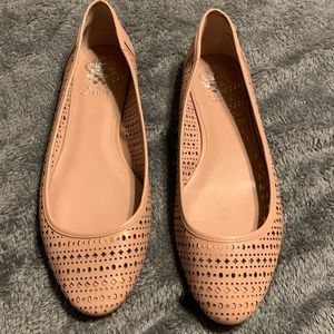 Vince camuto nude flats online